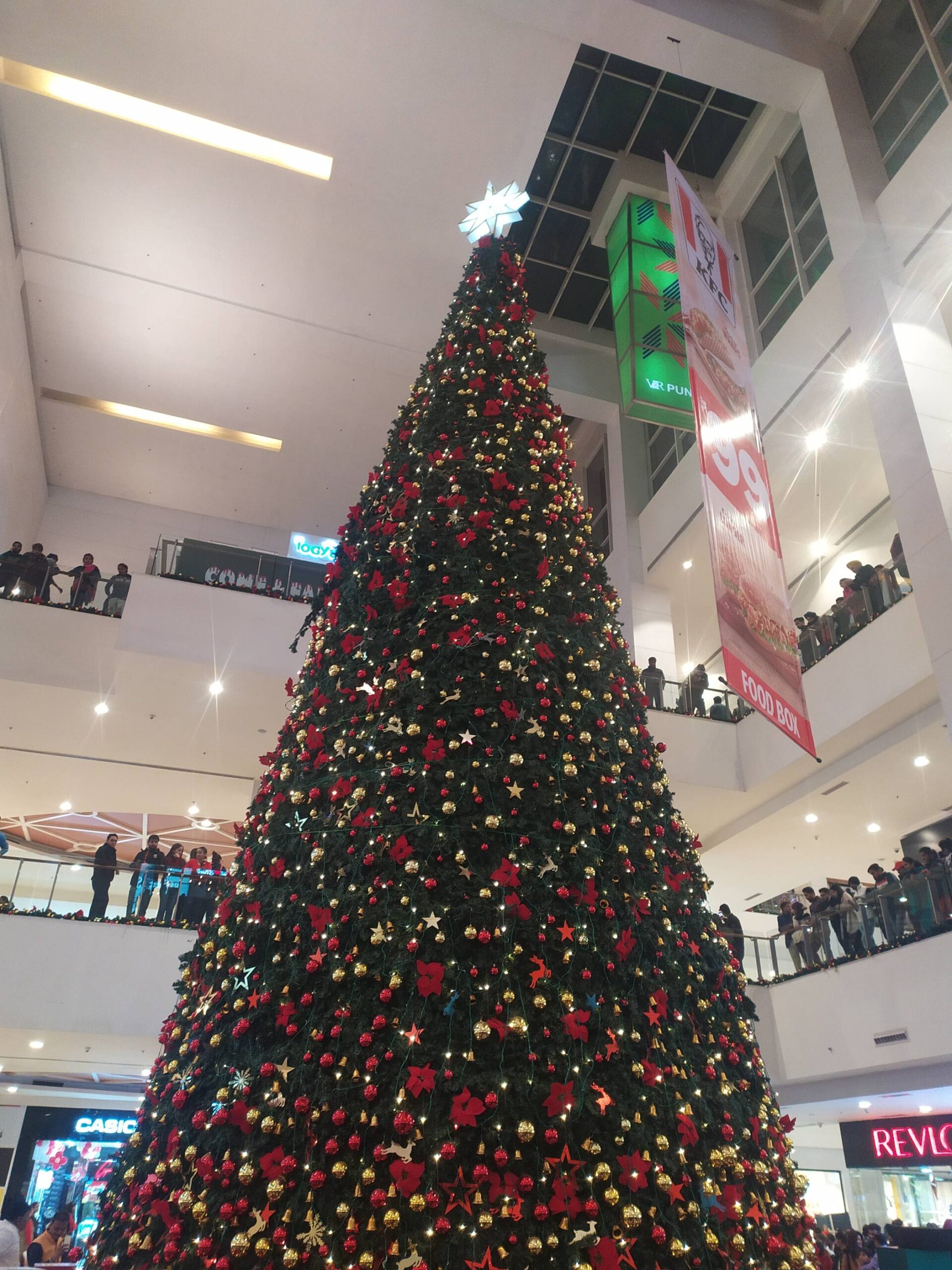Christmas Tree at VR Mall Punjab